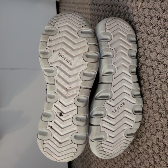 Waterproof Sorel Snow Rain Winter Boots - Picture 2 of 3